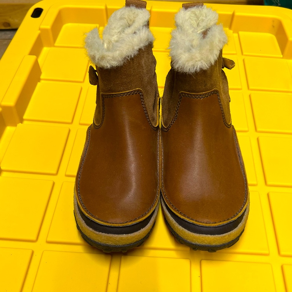 Women’s Merrill boots